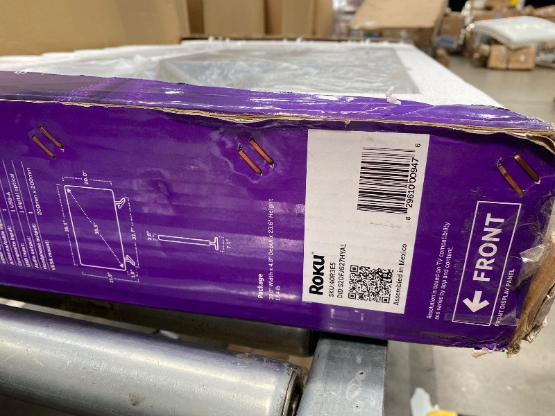 Photo 1 of ***** NO RETURN ********NO REFUND******* Roku 40" Select Series Full HD Smart TV