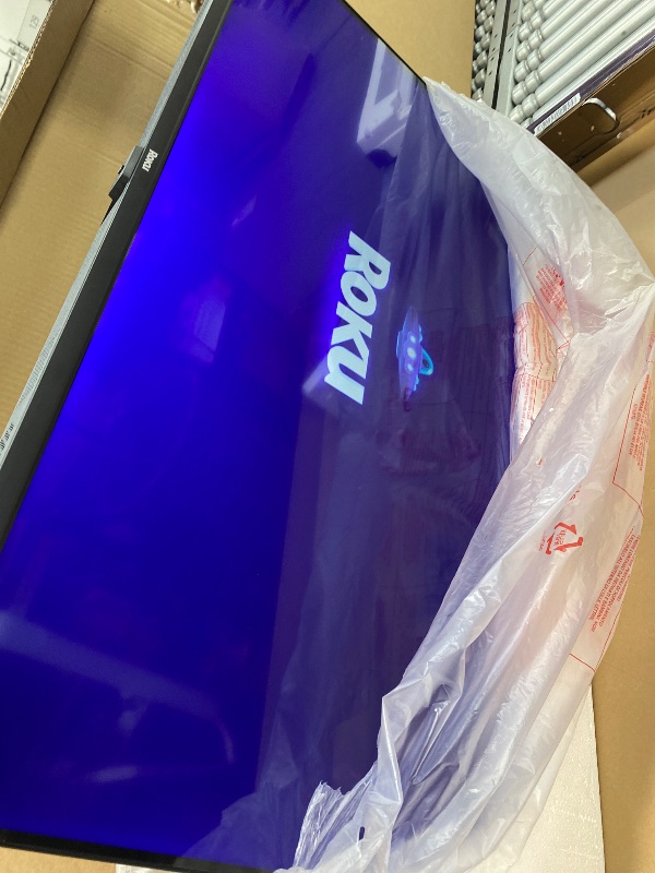 Photo 1 of ***** NO RETURN ********NO REFUND******* Roku 40" Select Series Full HD Smart TV