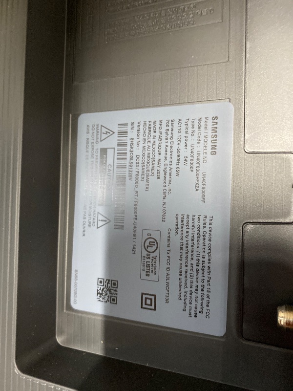 Photo 1 of *****NO RETURN***** NO REFUND******* MISSING THE CABLE ******* Samsung 40-Inch Full HD Smart TV (2025)