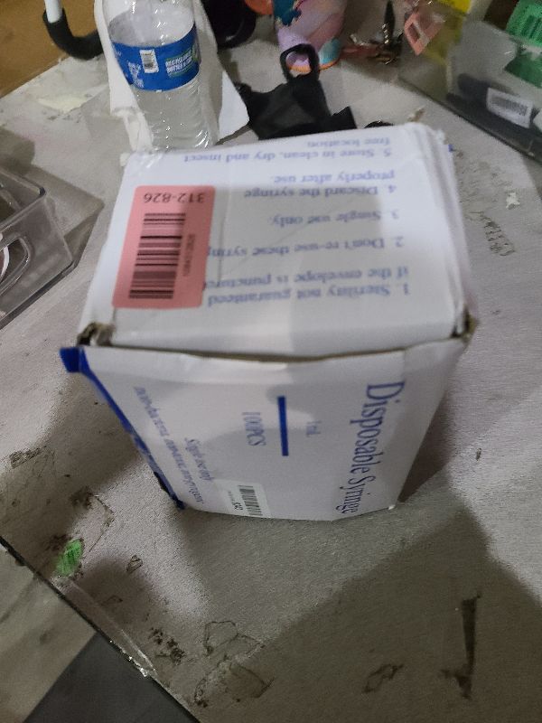 Photo 1 of 1ml Syringes 30G x 1/2" 12.7mm Disposable Lab Syringe with Caps, 100 Pack