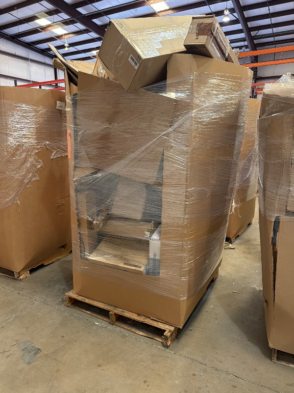 Photo 1 of As in general merchandise pallet 