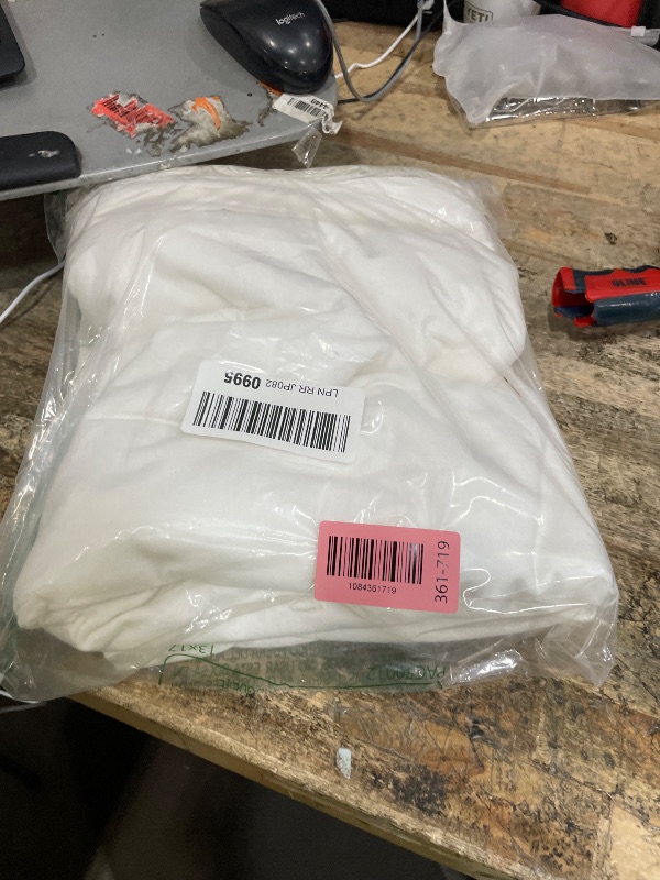 View 2 of *****3 OUT 10 ARE 3XL ****** Mens Heavy Cotton T-Shirt, Style G5000, Multipack, White (10-Pack), X-Large US