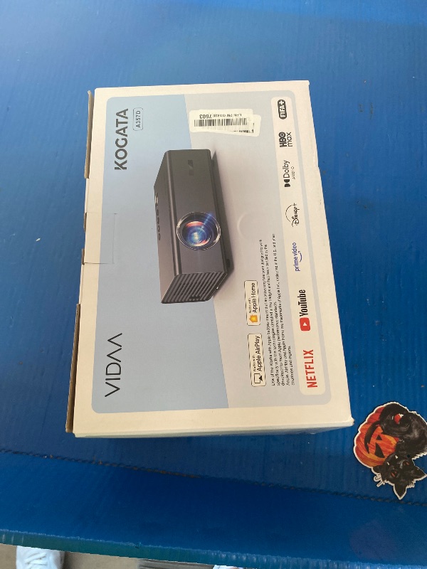 View 2 of (used) KOGATA Smart Projector - 4K, WiFi, Bluetooth, Auto Focus