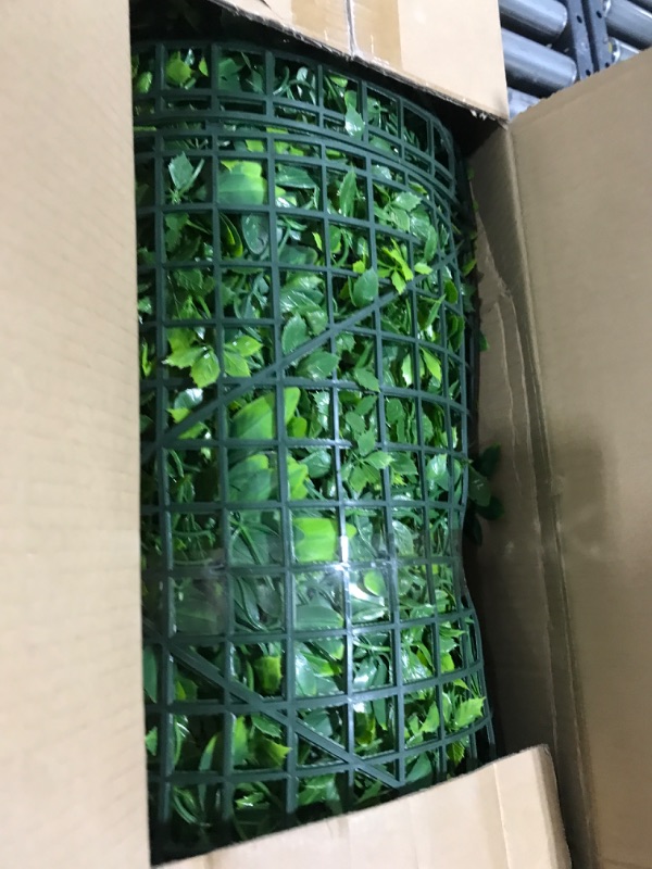 Photo 1 of ODTORY Artificial Ivy Privacy Screen Fence Panel 48 x 120 in Grass Green