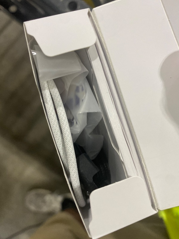 Photo 1 of Looki L1 AI Wearable Lifelogging Device (Black)