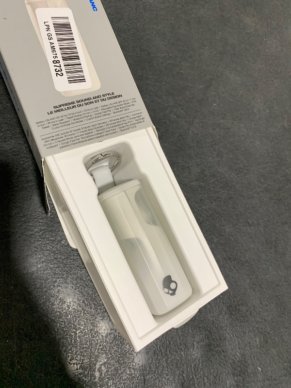 Photo 1 of Left earbud no sound----------------------------Skullcandy Method 360 ANC Wireless Earbuds - Bone