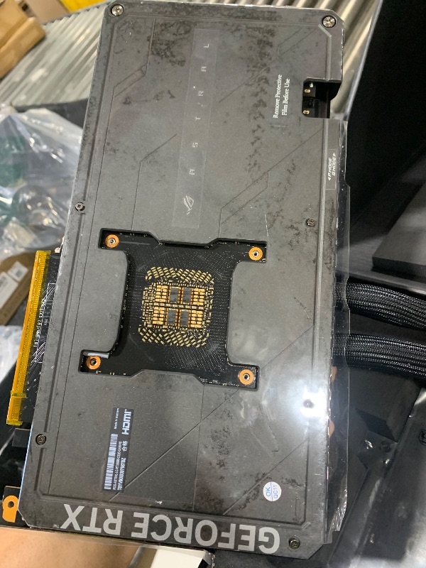 Photo 1 of ASUS ROG Astral LC GeForce RTX 5090 32GB GDDR7 OC Edition Gaming Graphics Card