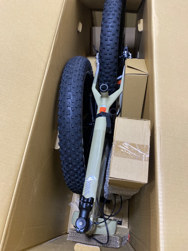 Photo 1 of Canyon Dude CF 8 Mountain Bike