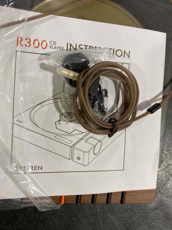 Photo 1 of syitren R300 Retro Portable CD Player