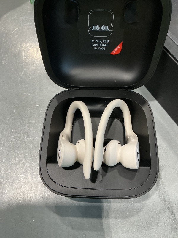 View 4 of [Earbuds don't work] Beats POWERBEATS PRO Wireless Earphones - Ivory