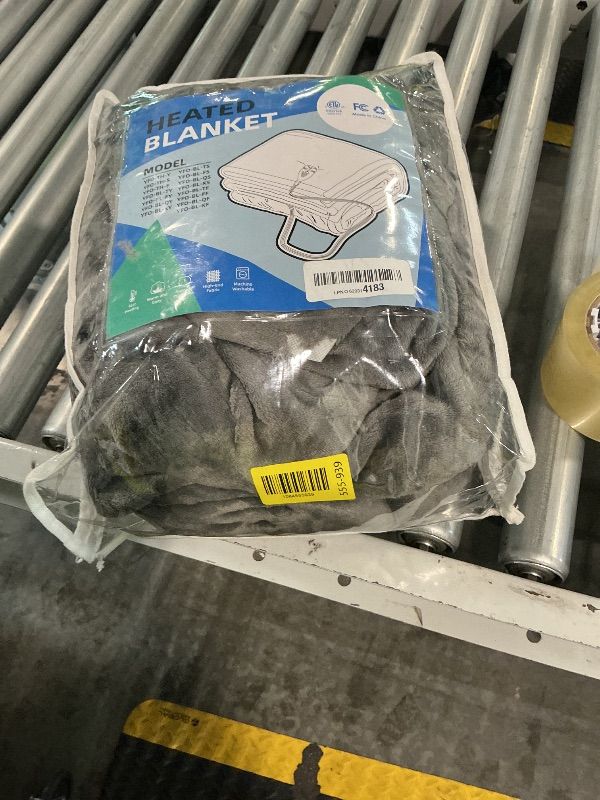 View 3 of [DAMAGED] BRILLIO Electric Heated Blanket Full Size (72"x84")