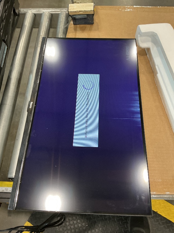 View 3 of [SCREEN DAMAGED] Roku 24-Inch Select Series HD Smart TV