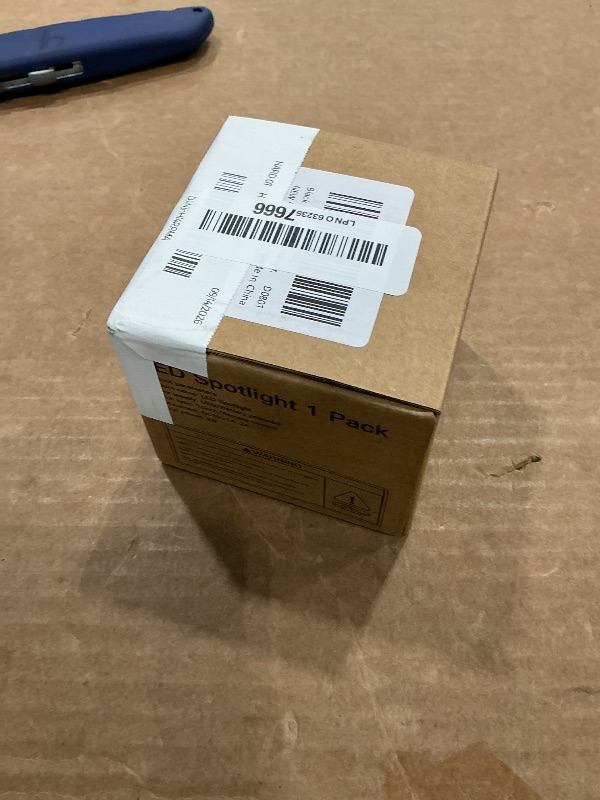 View 2 of [MISSING PARTS] Kimjo Rechargeable LED Spotlight