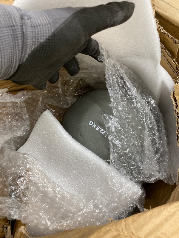 Photo 1 of *HEAVY* *Box damaged* Yes4All Kettlebell, 50 LB Neoprene Coated Cast Iron Kettlebells, Wide Grip Handle & Flat Bottom for Swings, Squats, Deadlifts, Push Ups & Full Body Training at Home Gym