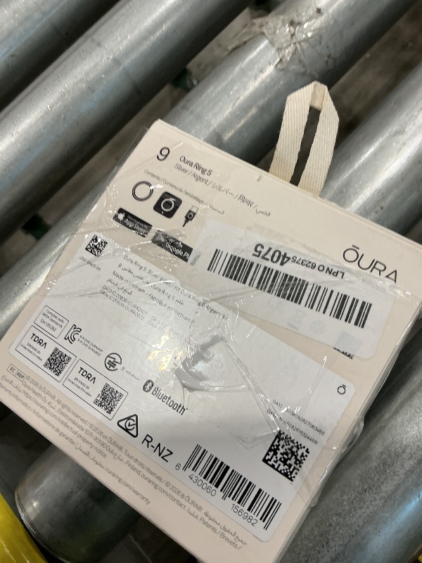 View 3 of [SOLD FOR PARTS] OURA Ring 5 Smart Wearable - Silver - Size 9
