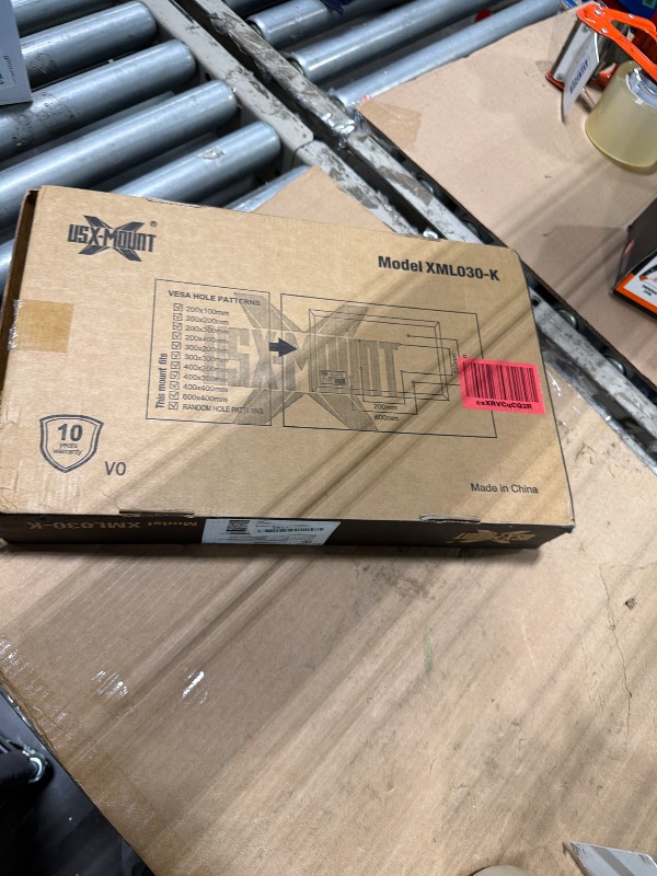 View 2 of [MISSING PARTS] USX MOUNT Full Motion TV Wall Mount for 42-82 Inch TVs up to 120lbs, Wall Mount TV Bracket with Articulating Swivel Tilt Extension Leveling, Max VESA 600x400mm Fits 12/16" Wood Stud