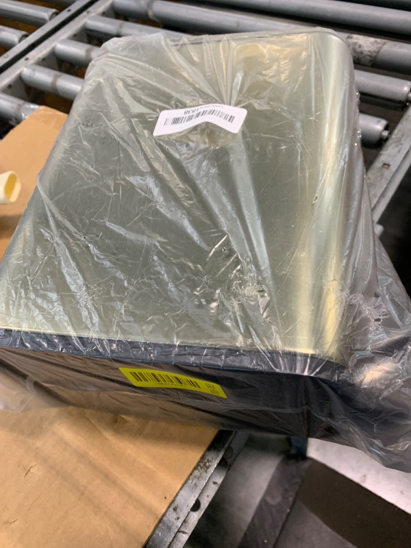 Photo 1 of ***BROKEN, SOLD FOR PARTS*** mDesign 1.3 Gallon Rectangular Slim Metal Trash Can w/ Foot Pedal, Easy-Close Lid, Narrow Wastebasket, Garbage Container Bin - Bathroom, Bedroom, Kitchen, Home Office, Removable Liner- Soft Brass
