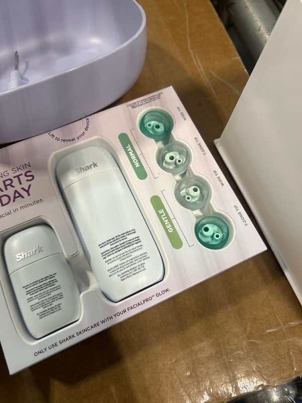 View 3 of ****SIMILAR ITEM***
Shark FacialPro Glow + DePuffi FH320PL Facial & Contrast Therapy