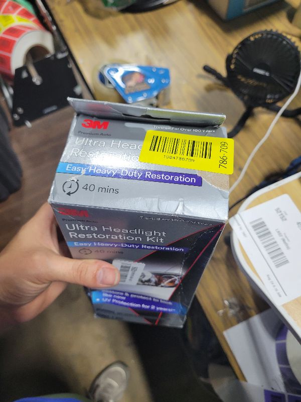 Photo 1 of 3M Ultra Headlight Restoration Kit