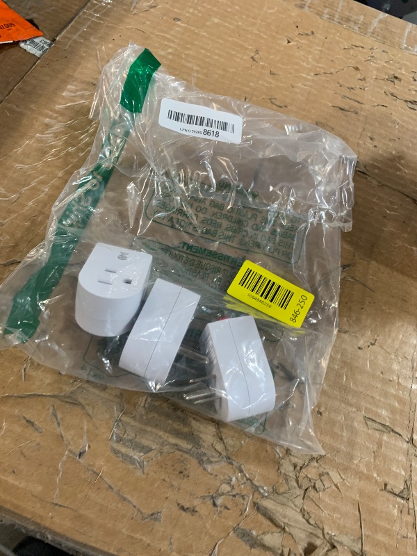 Photo 1 of [ETL Listed] Cable Matters 3-Pack Grounded Outlet Switch, White