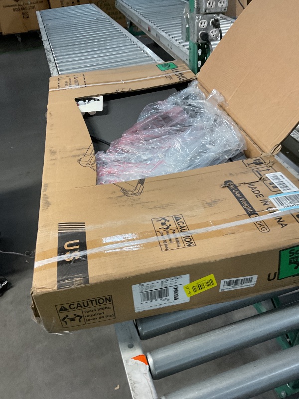 View 2 of ***FOR PARRTS ONLY***DOES NOT WORK***

Walking Pad Treadmill for Home - Under Desk Walking and Running Portable Electric Machine Adjustable Slim Compact with 0.6-4.0MPH Modes Max up 265 Lbs with Remote Control for Home Office