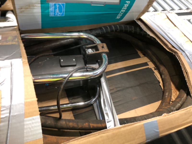 Photo 1 of ***DAMAGED - SEE NOTES/PICTURES*** 18FT Electric Vibrator Concrete Handheld,2HP 1700W 18000RPM Powerful Copper Motor Construction Insertion Cement Vibrator Remove Air Bubble,Mix Concrete with Flexible Shaft Long working area
