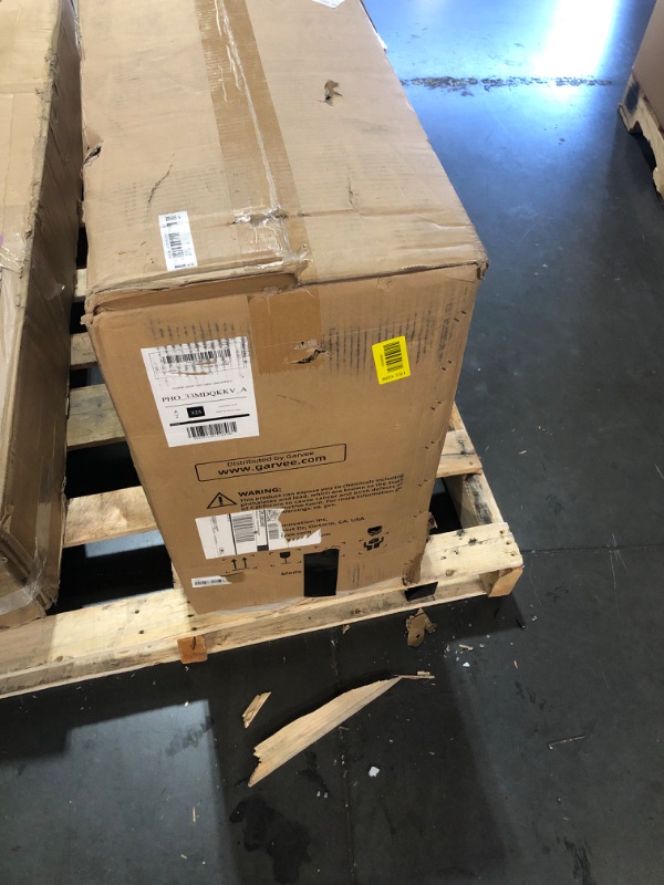 Photo 1 of ***PARTIAL SET - PRICE ADJUSTED***Garvee 9000 BTU Mini Split AC w/Remote Control19 SEER2 Cools Up to 450 Sq. Ft,Ductless Inverter Mini Split System w/0.75 Ton Heat Pump Pre-Charged & Installation Kit, Ultra-Quiet
