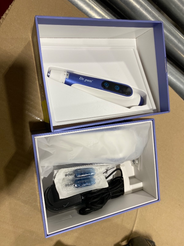 Photo 1 of AUSGOOD Dr pen A11 Microneedling Pen for Home Use