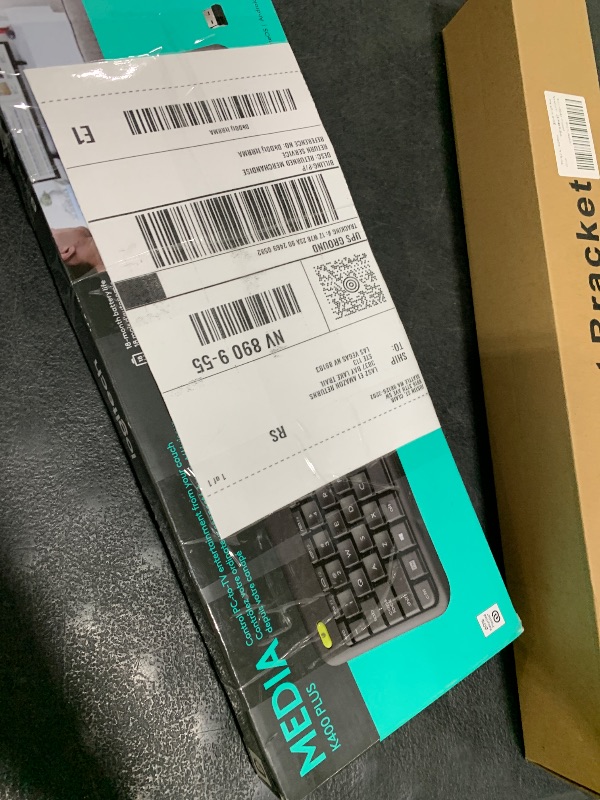 Photo 1 of Logitech K400 Plus Wireless Touch Keyboard - Black