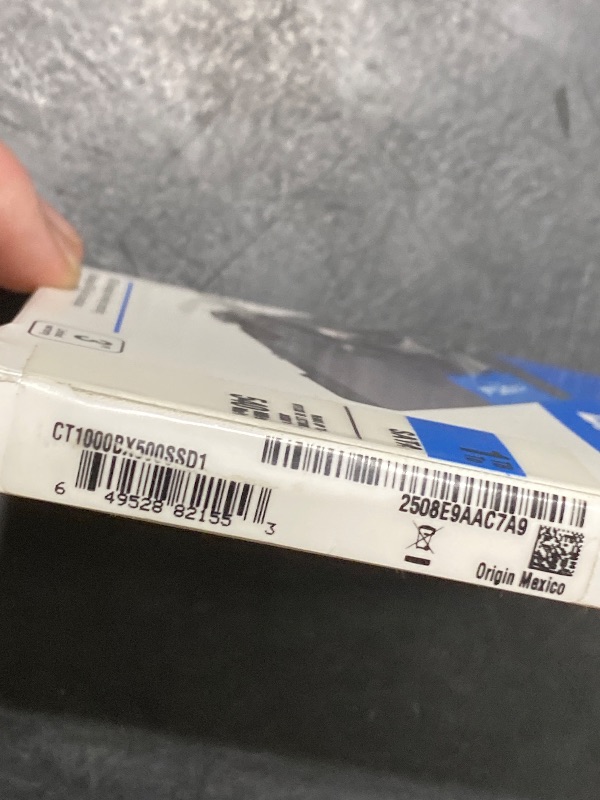 Photo 1 of Crucial BX500 2TB Internal SSD