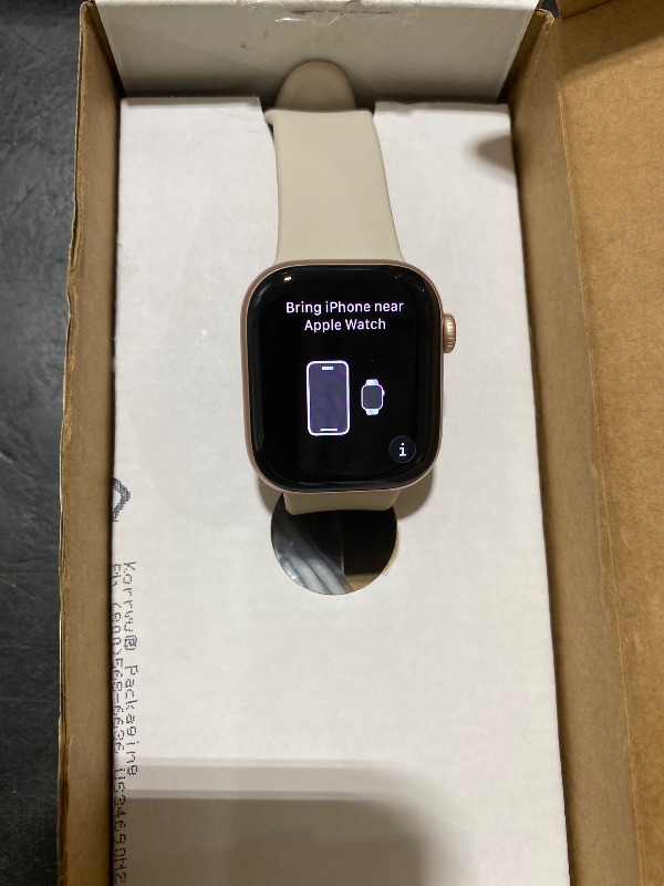 Photo 1 of Apple Watch Series 10 GPS 42mm Rose Gold