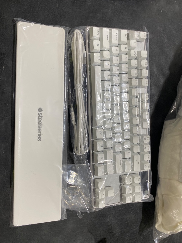 Photo 1 of SteelSeries Apex Pro TKL Gaming Keyboard