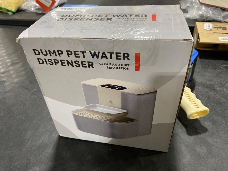 Photo 1 of Ckin pet Heated Cat Water Fountain, 4.5L+2L, White