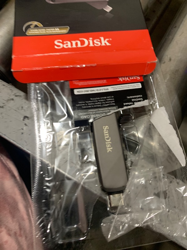 Photo 1 of SANDISK 1TB Extreme PRO Dual Drive USB-C/A