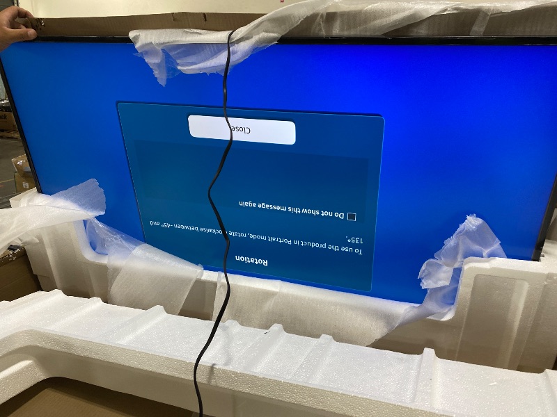 Photo 1 of Samsung QM55C 55" Charcoal Black UHD Signage Display