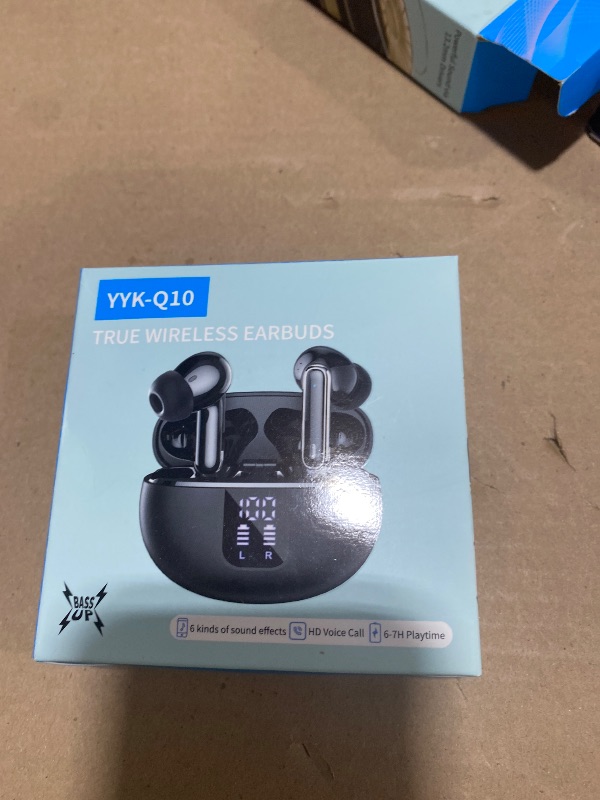 Photo 1 of Wirless Earbuds