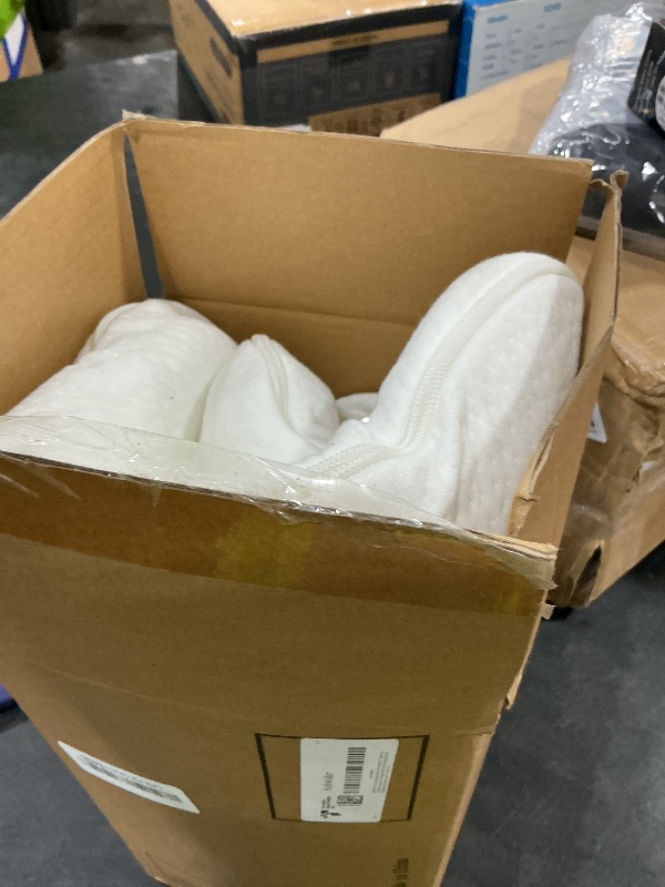 Photo 1 of AOHWIDER 32x18 Bassinet Mattress for Ingenuity: 2" Thick Dual Sided Gel Memory Foam Bassinet Mattress for Ingenuity/Cuddor/RONBEI Baby Bassinet, and Portable Cribs.