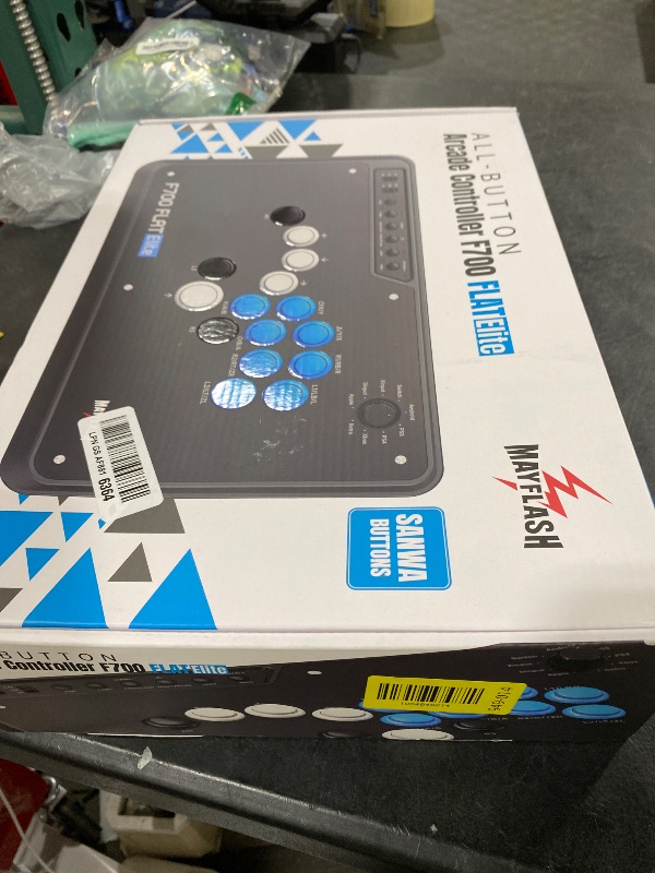 Photo 1 of MAYFLASH F700 FLAT Elite Wireless Arcade Stick Leverless All Button Controller with Sanwa buttons Compatible with PS5, PS4, PC, Xbox Series S/X, Switch/Switch 2 Support Bluetooth, 2.4G and Wired