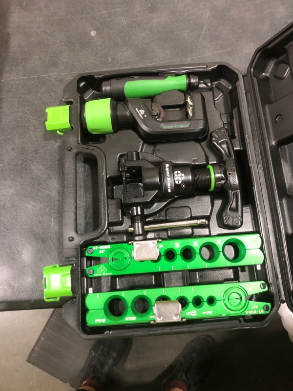 Photo 1 of FURVOCHY Flaring Tool Kit Pipe Expander Set