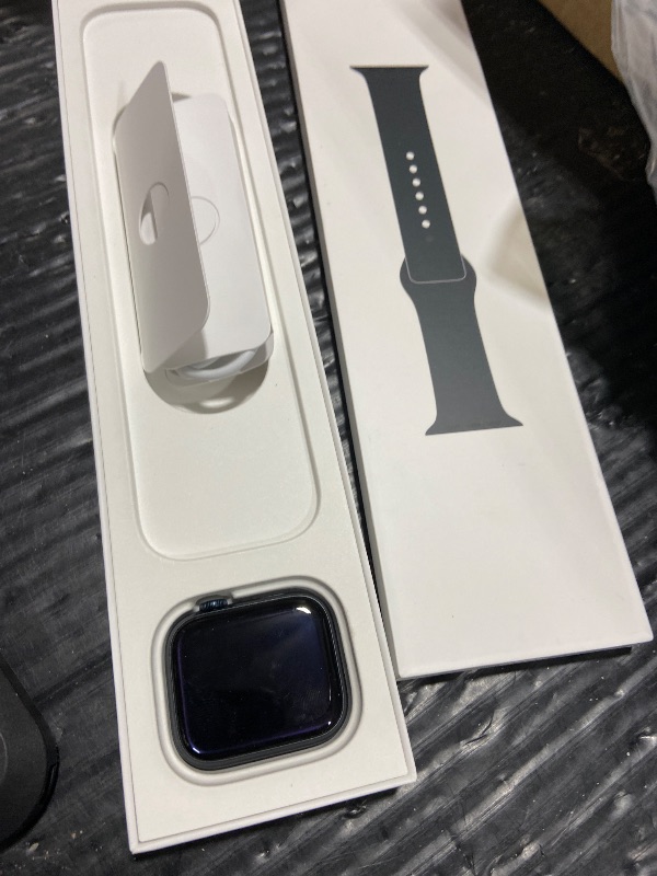 Photo 1 of Apple Watch Series 7 GPS 45mm Smartwatch