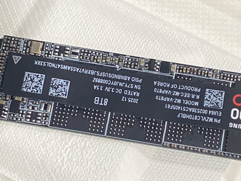 Photo 1 of Samsung SSD 9100 PRO 8TB Internal Solid State Drive
