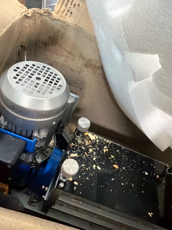 Photo 1 of ** VERY USED** Automatic Wire Stripping Machine – StripMeister E1000 Electric Heavy?Duty Wire Stripper for Copper & Aluminum Cables up to 1?3/4”, Industrial?Grade, Jam?Free Design