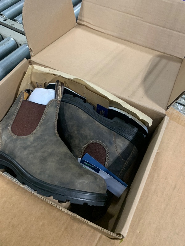 View 3 of **View Clerk Notes***for parts* Blundstone Classic Chelsea Boots, Rustic Brown, 9 AU