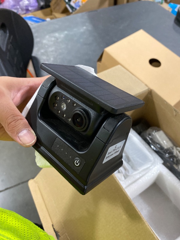 Photo 1 of ZEROXCLUB 7" Magnetic Solar Wireless Backup Camera System