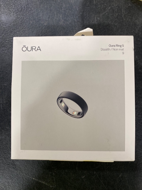 Photo 1 of OURA Ring 5 Smart Ring - Stealth - Size 9