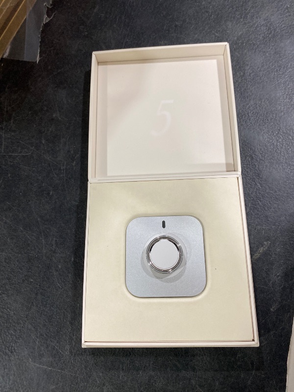 Photo 1 of Oura Ring 5 Smart Ring - Silver - Size 9