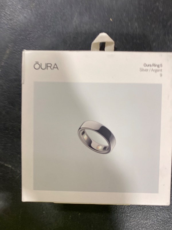 Photo 1 of Oura Ring 5 Smart Ring - Silver - Size 9