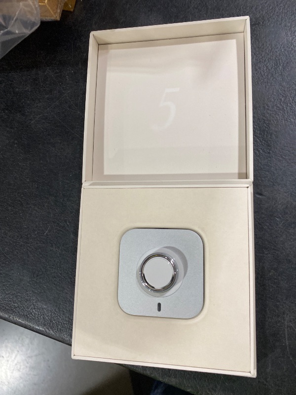 Photo 1 of OURA Ring 5 Smart Ring - Silver - Size 8