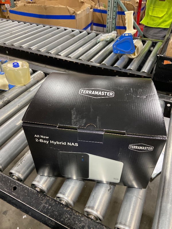 Photo 1 of TERRAMASTER F2-425 Plus NAS 2-Bay Intel N150 4-Core CPU 8GB DDR5 (Diskless)
5GbE LAN x 2, M.2 Slot x 3, Network Attached Storage for Teamwork, Multimedia Server (Diskless)