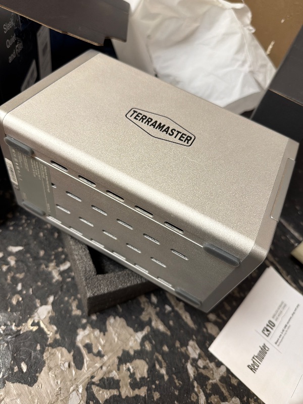 Photo 1 of F2-223 2 bay hybrid NAS